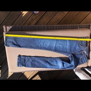 AG jeans size 27 “the Harper essential straight”